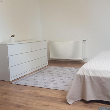 Vegvar Delux Apartman Gyula Ngoại thất bức ảnh